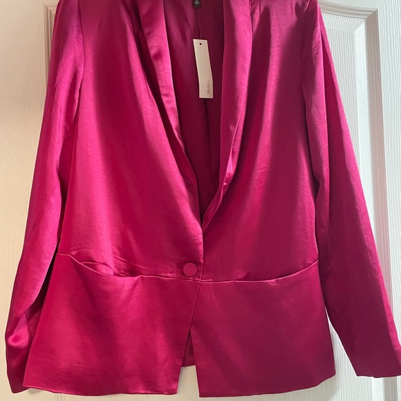 Jackets & Blazers - Drew pink satin blazer in a beautiful pink hue
